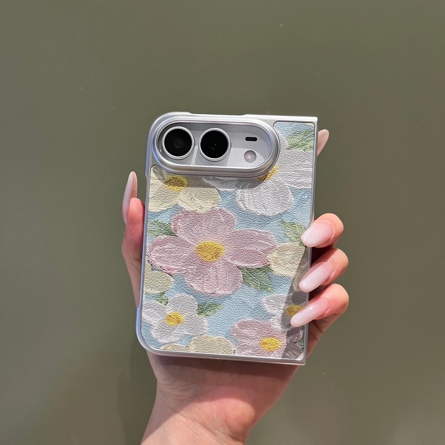 Korean Cute Leather Oil Painting Flower Phone Case for iPhone Ultra 18 Fold 18 Fold Ultra 18 Fold Shockproof Stylish Hard Cover