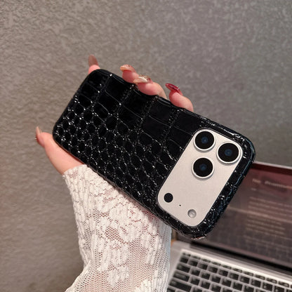 Luxury Glossy Crocodile Leather Texture Phone Case For iPhone 17 Air 16 15 14 Plus 13 11 Pro Max Frameless Shockproof Girl Cover