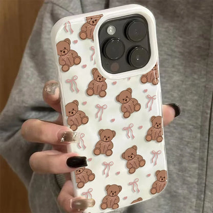 A Cute And Sweet Heart-Shaped Folds Texture Phone Case For iPhone 17 Pro Max 16 Plus 15 14 13 12 11 16E With Bow Tie Bear Design