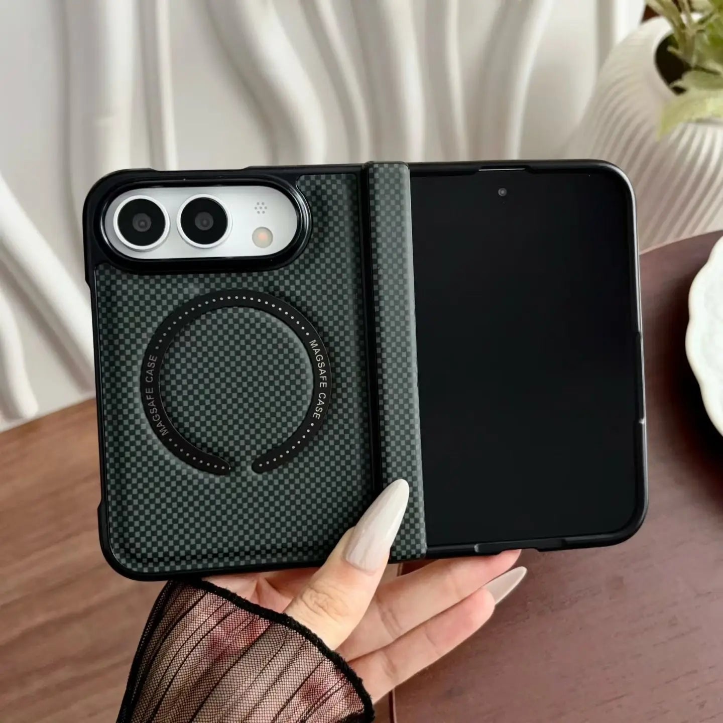 Business Luxury Leather Magnetic Case for iPhone Ultra 18 Ultra Fold With screen Borders Hinge Protection for Magsafe Cover